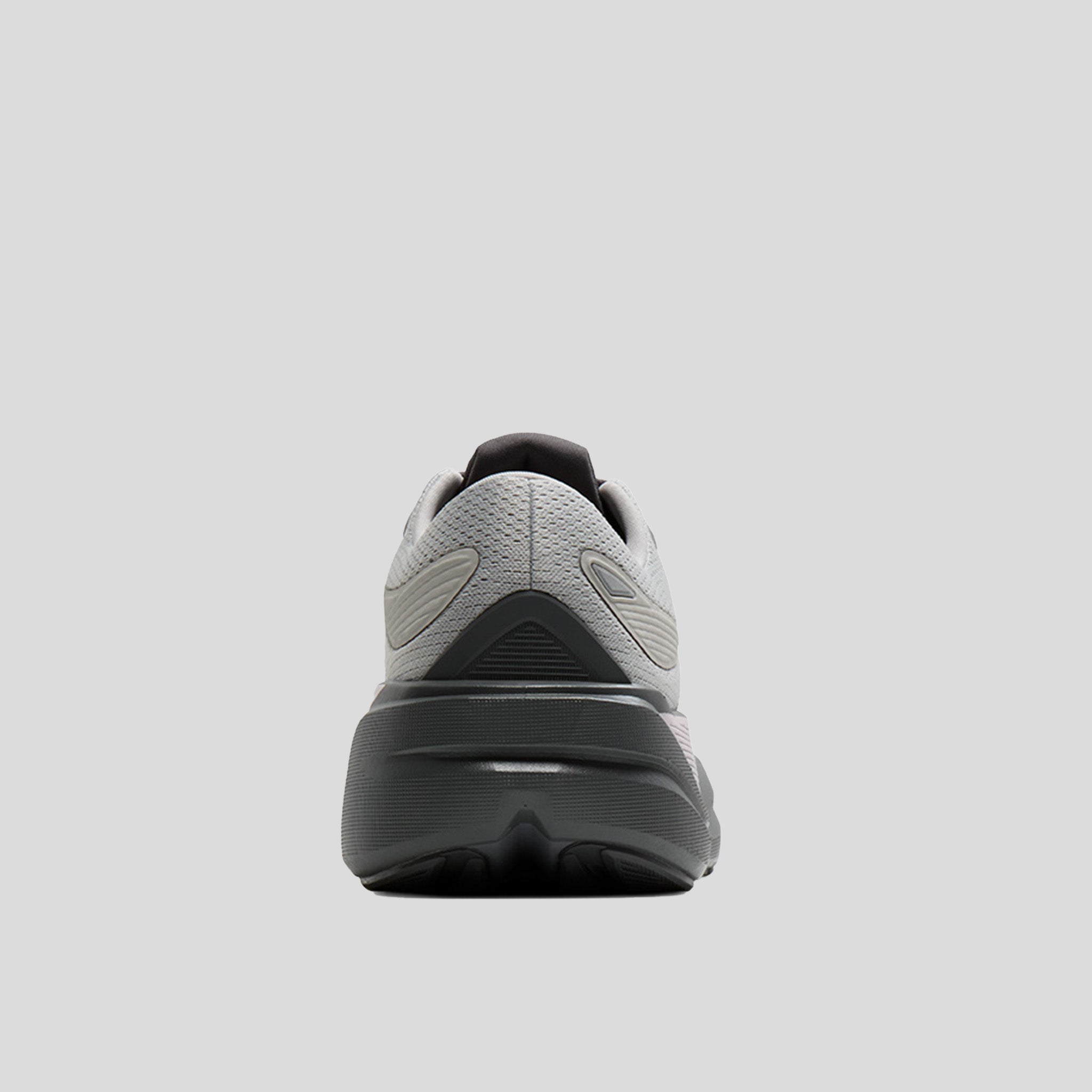 Ghost Max 3 | Harbor Mist/Poppy Seed/Pink